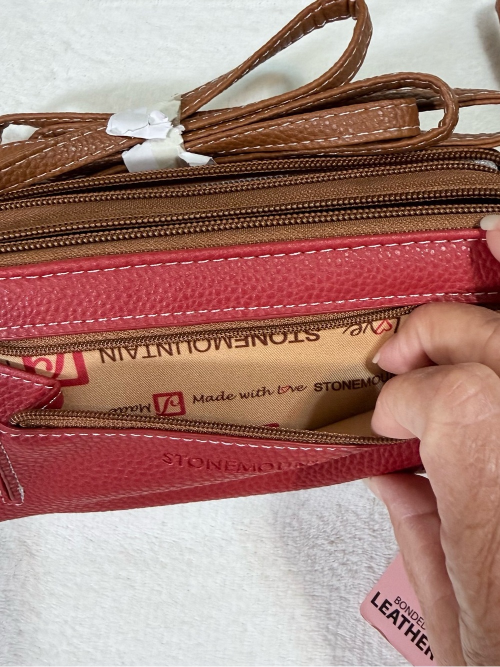 Stone Mountain Wristlet/Crossbody Wallet - NWT - Picture 3 of 16